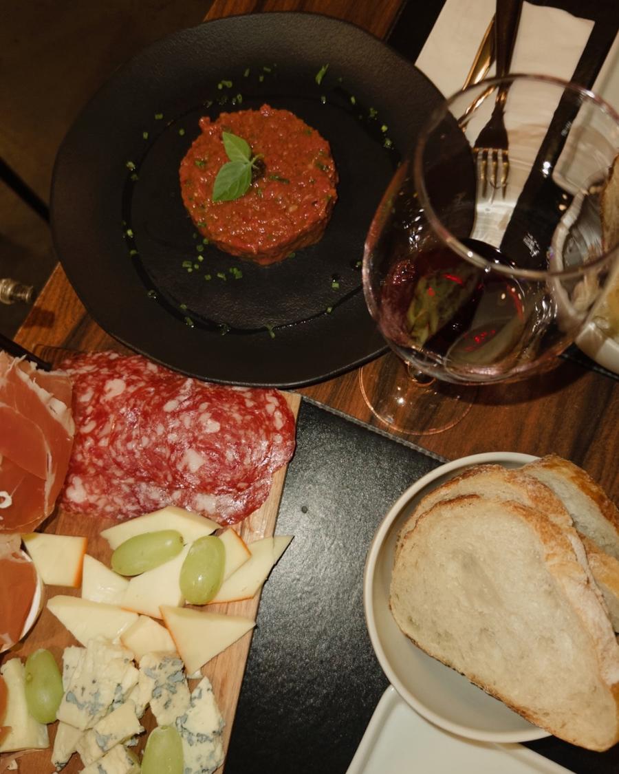Pinot Wine Bar foto 5